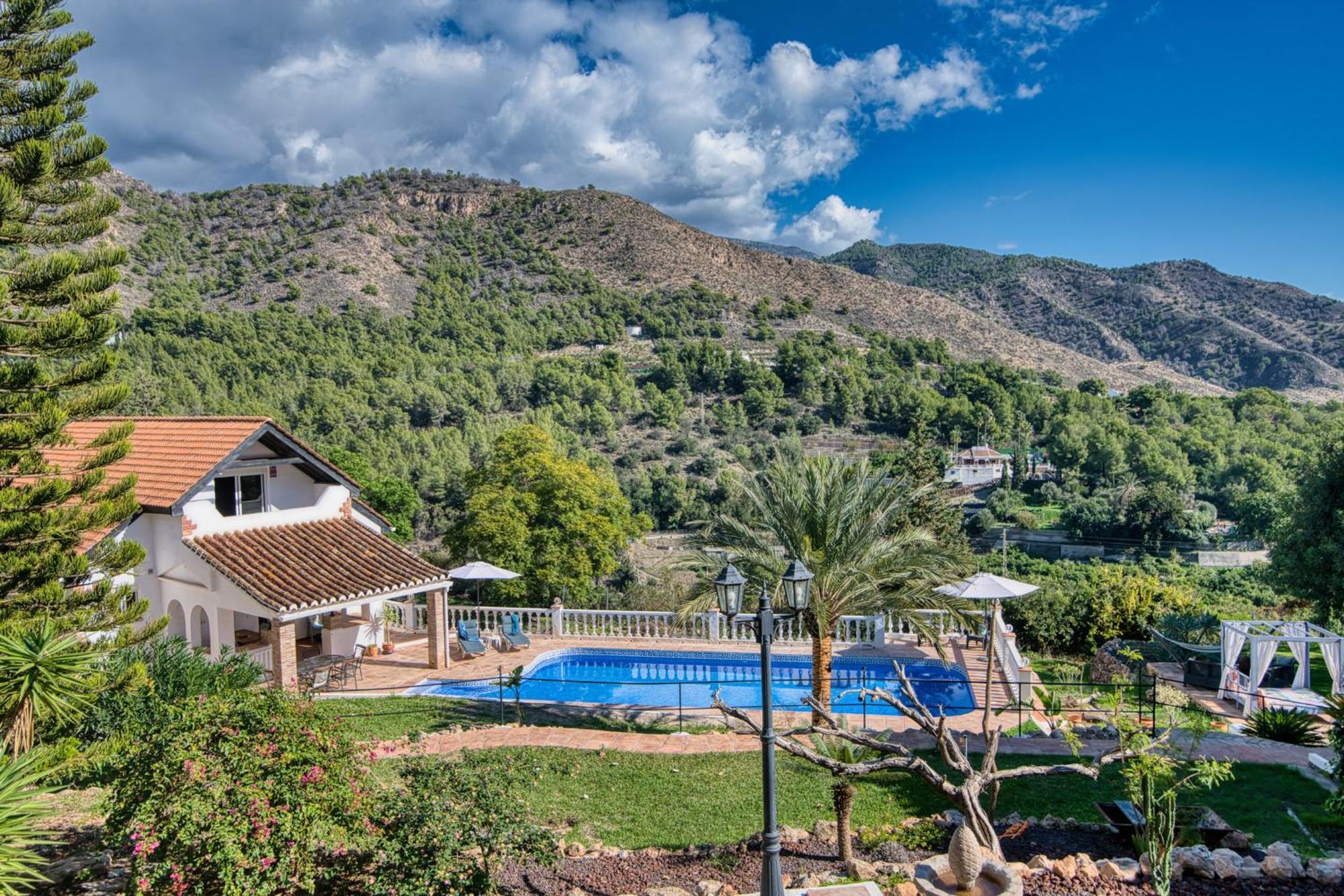 Villa Morera Bed & Breakfast Frigiliana Bagian luar foto