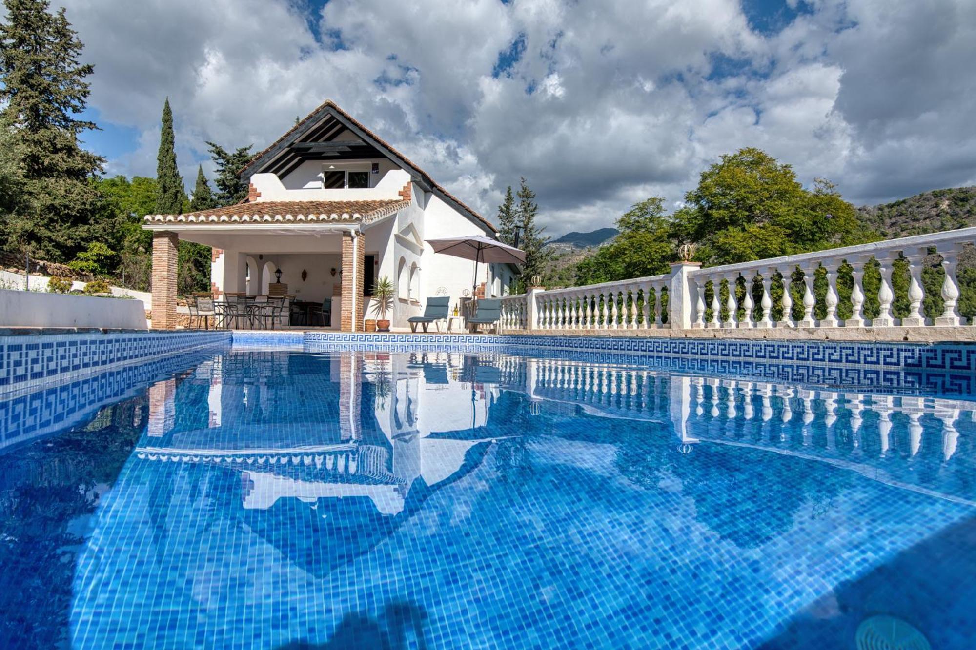 Villa Morera Bed & Breakfast Frigiliana Bagian luar foto